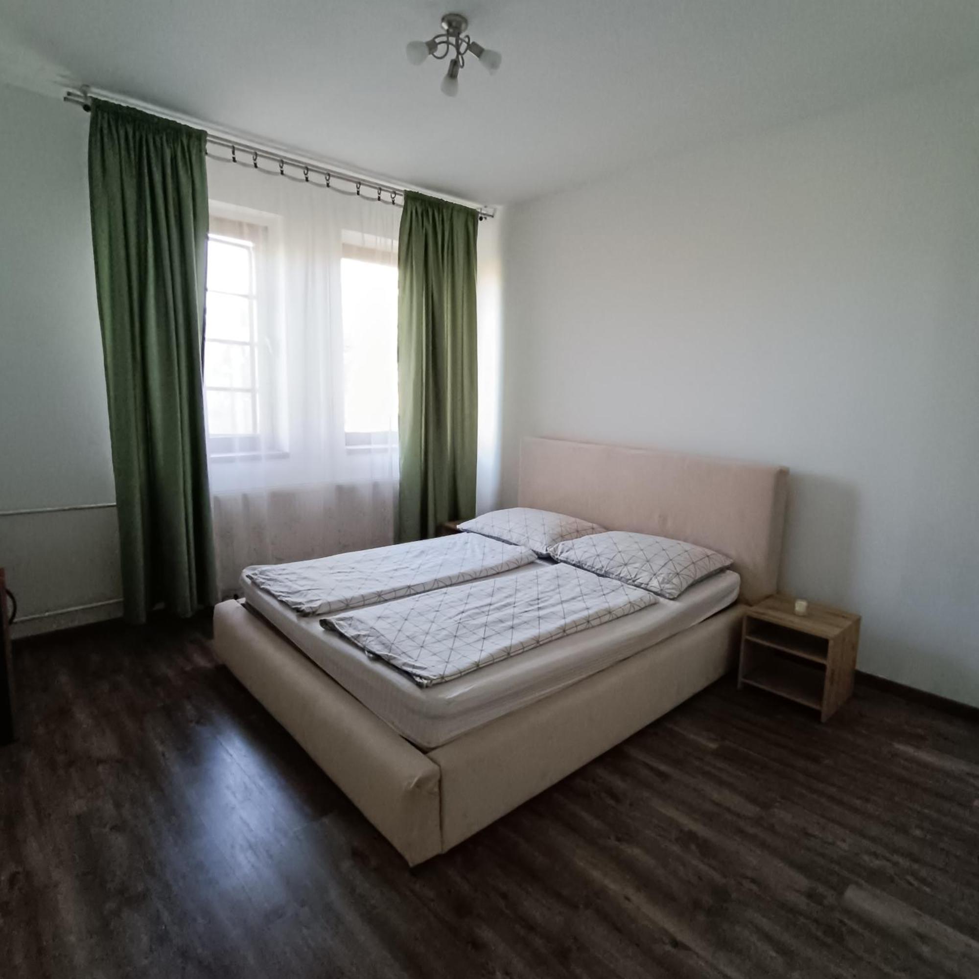 Napkelte Vendeghaz Apartment Szeged Exterior photo